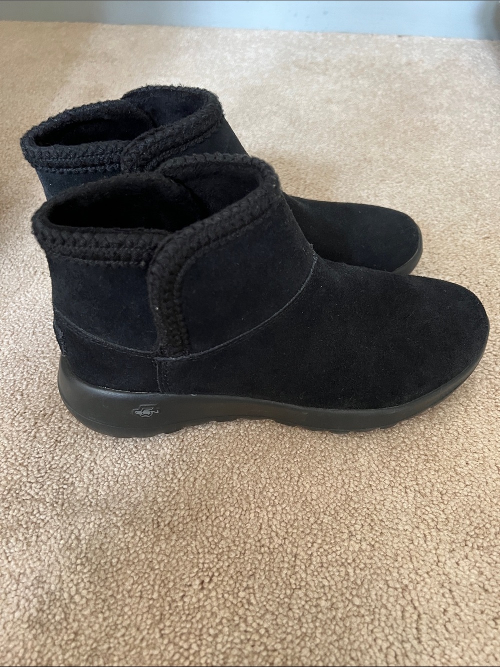 Skechers On-the-GO Rosewood 5GEN Black Suede Ankle Booties Size 7.5 - Picture 4 of 10